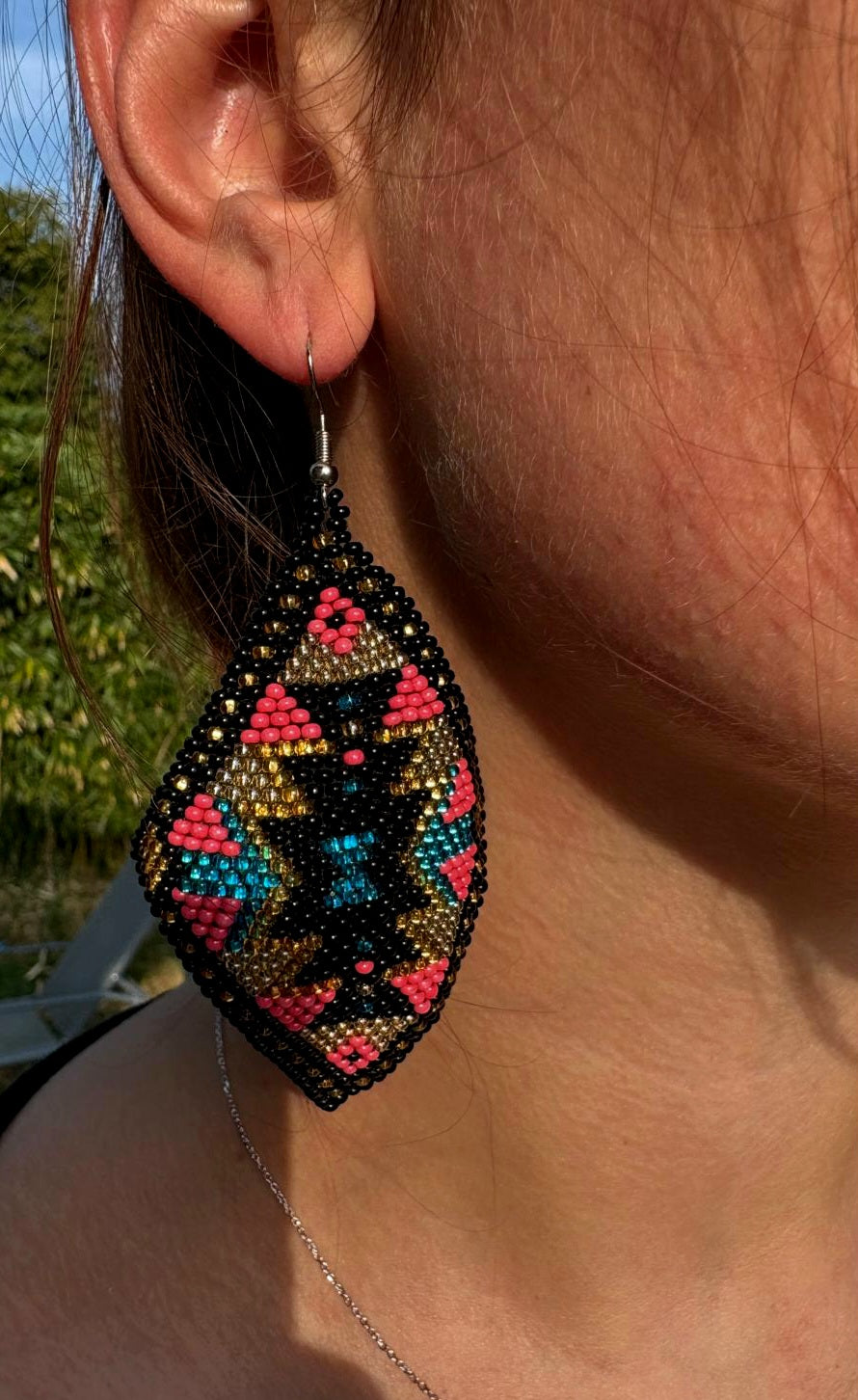 Boucle d'Oreille en perles de rocaille - Motif ethnique- Made in Ecuador