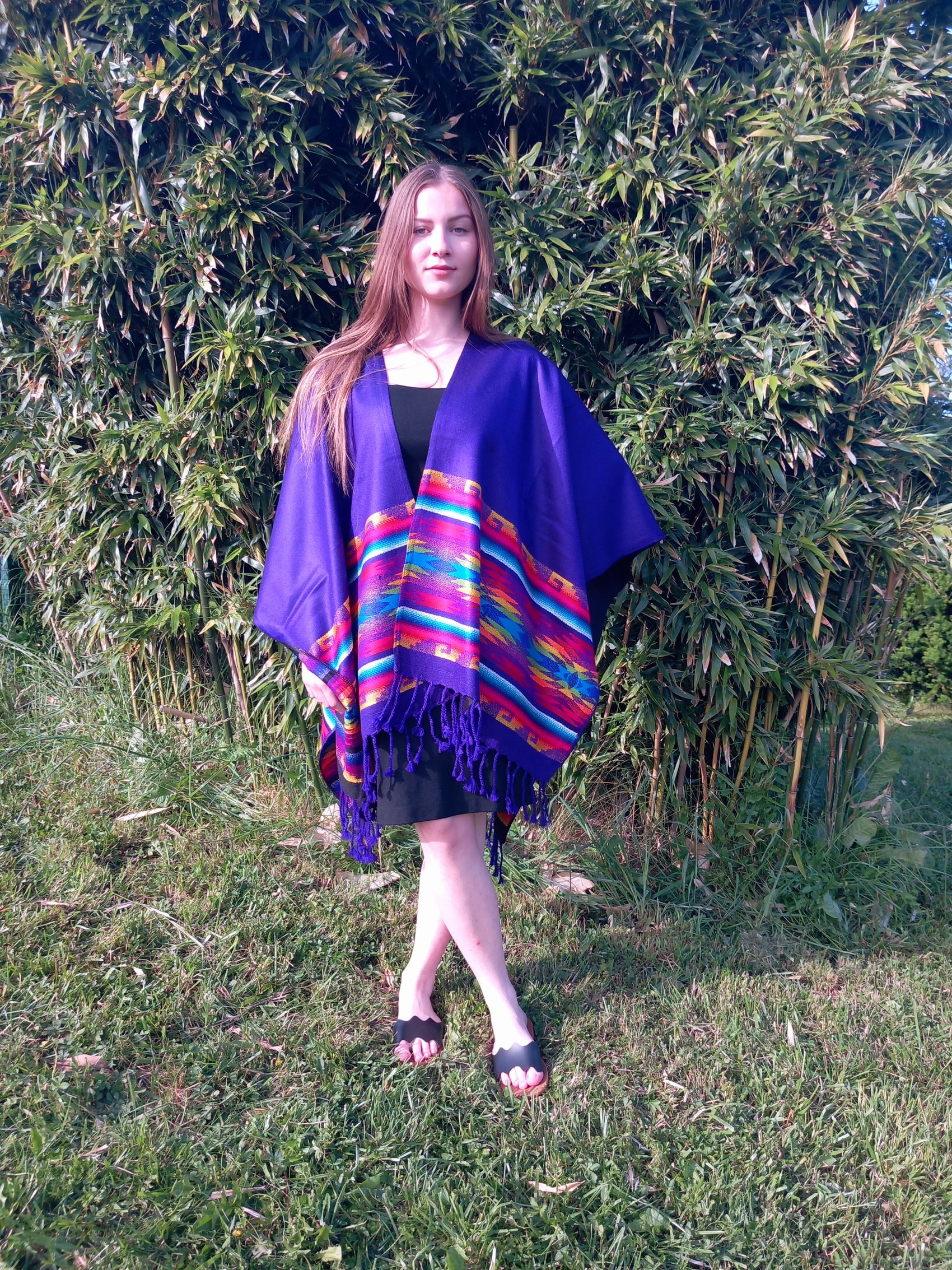 Poncho, Châle modèle ethnique avec franges