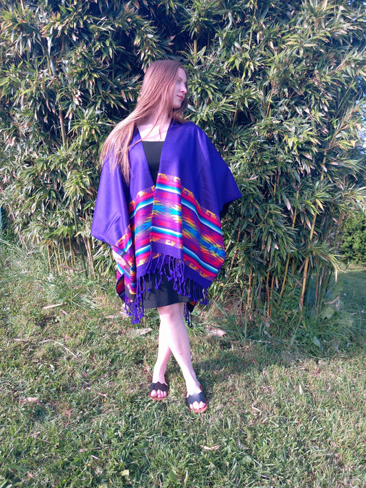 Poncho, Châle modèle ethnique avec franges