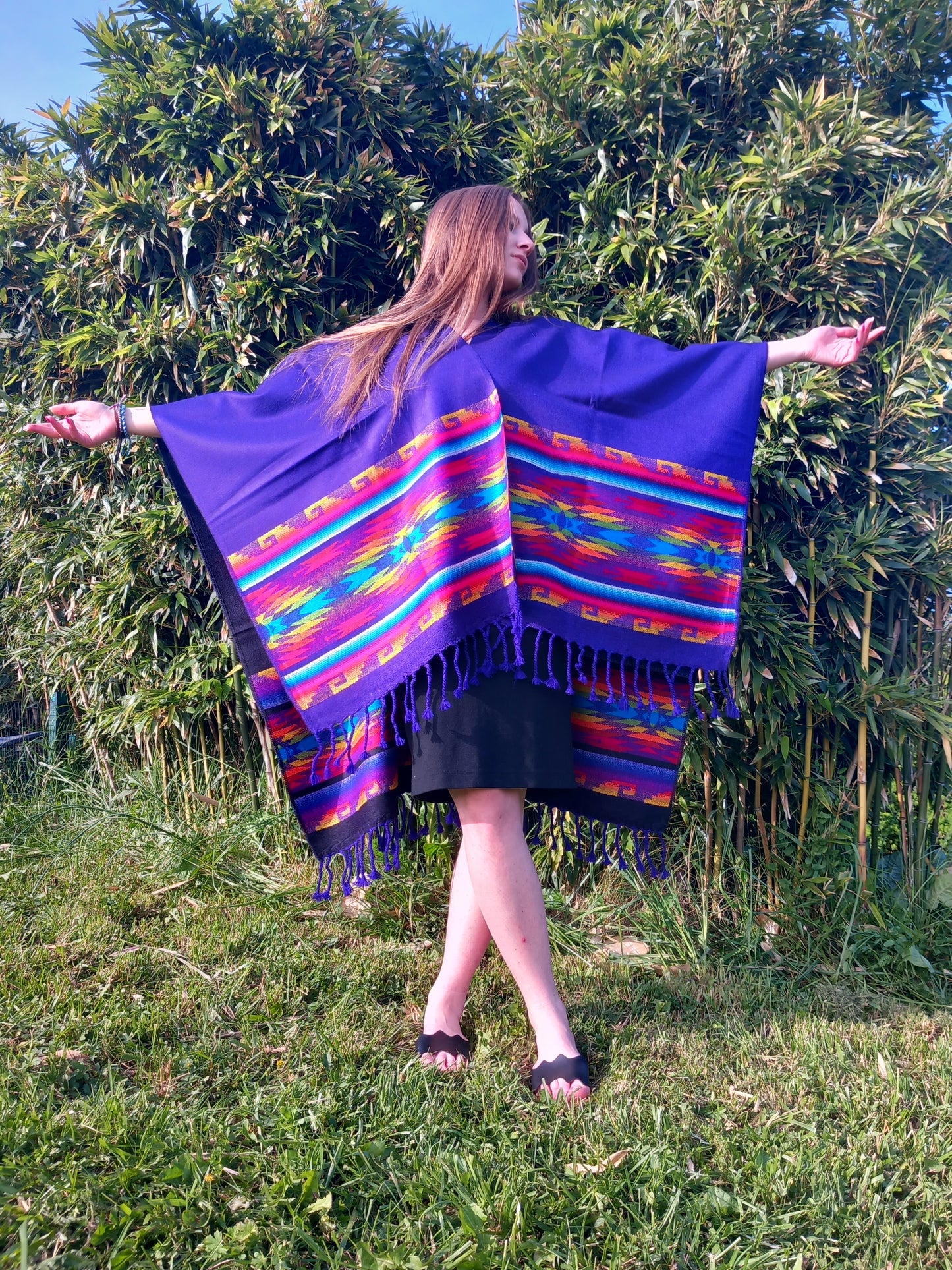 Poncho, Châle modèle ethnique avec franges