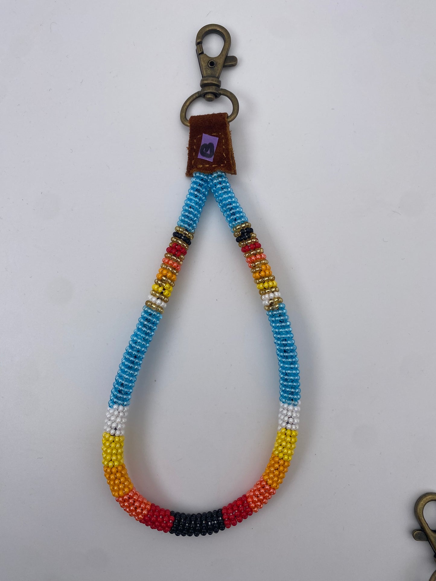 Porte-clefs en perles et cuir fait main-artisanal