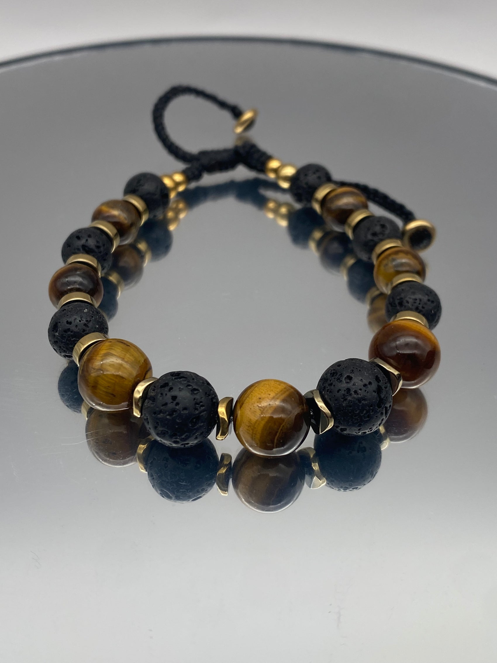 Bracelet Oeil de Tigre-Pierre de Lave hématite Doré