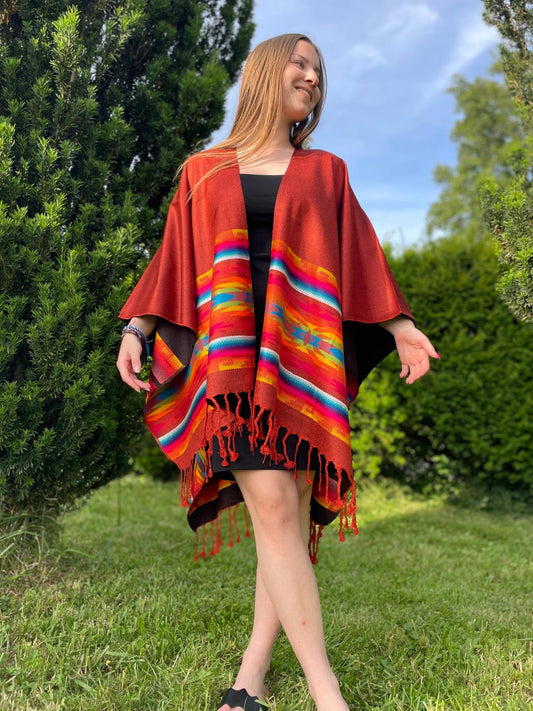 Poncho, Châle modèle ethnique avec franges