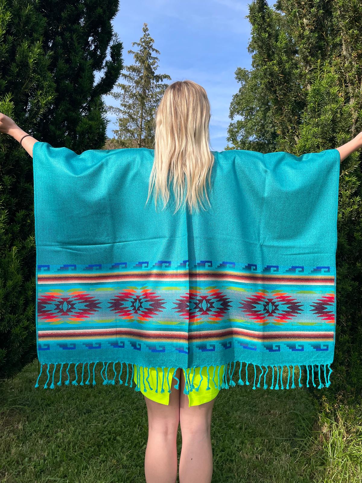 Poncho, Châle modèle ethnique avec franges