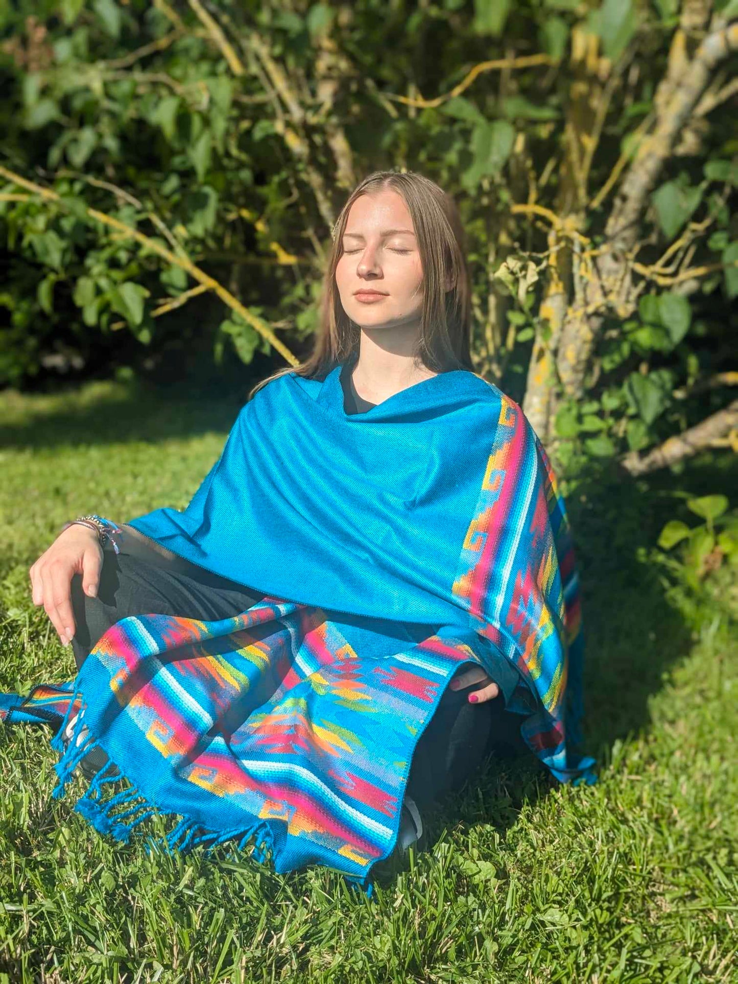 Poncho, Châle modèle ethnique avec franges