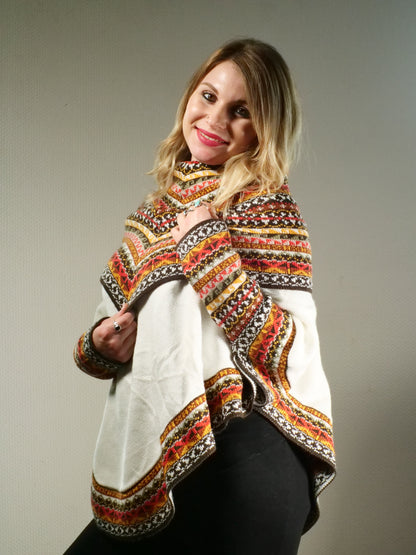 Poncho en Alpaga avec Manches