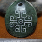 Pendentif Gravé en Jade Néphrite de L'Équateur