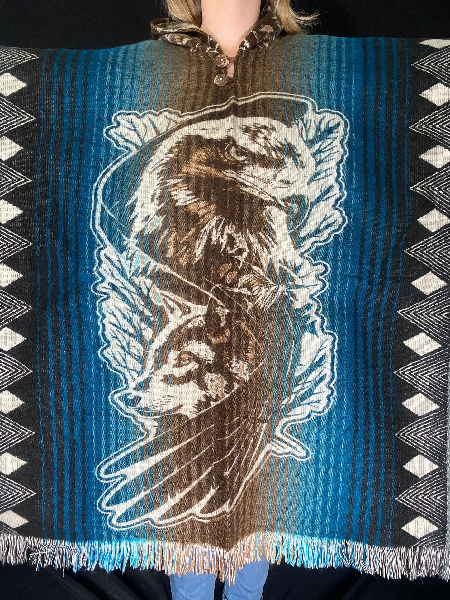 Poncho loup-aigle Otavalo-Ecuador