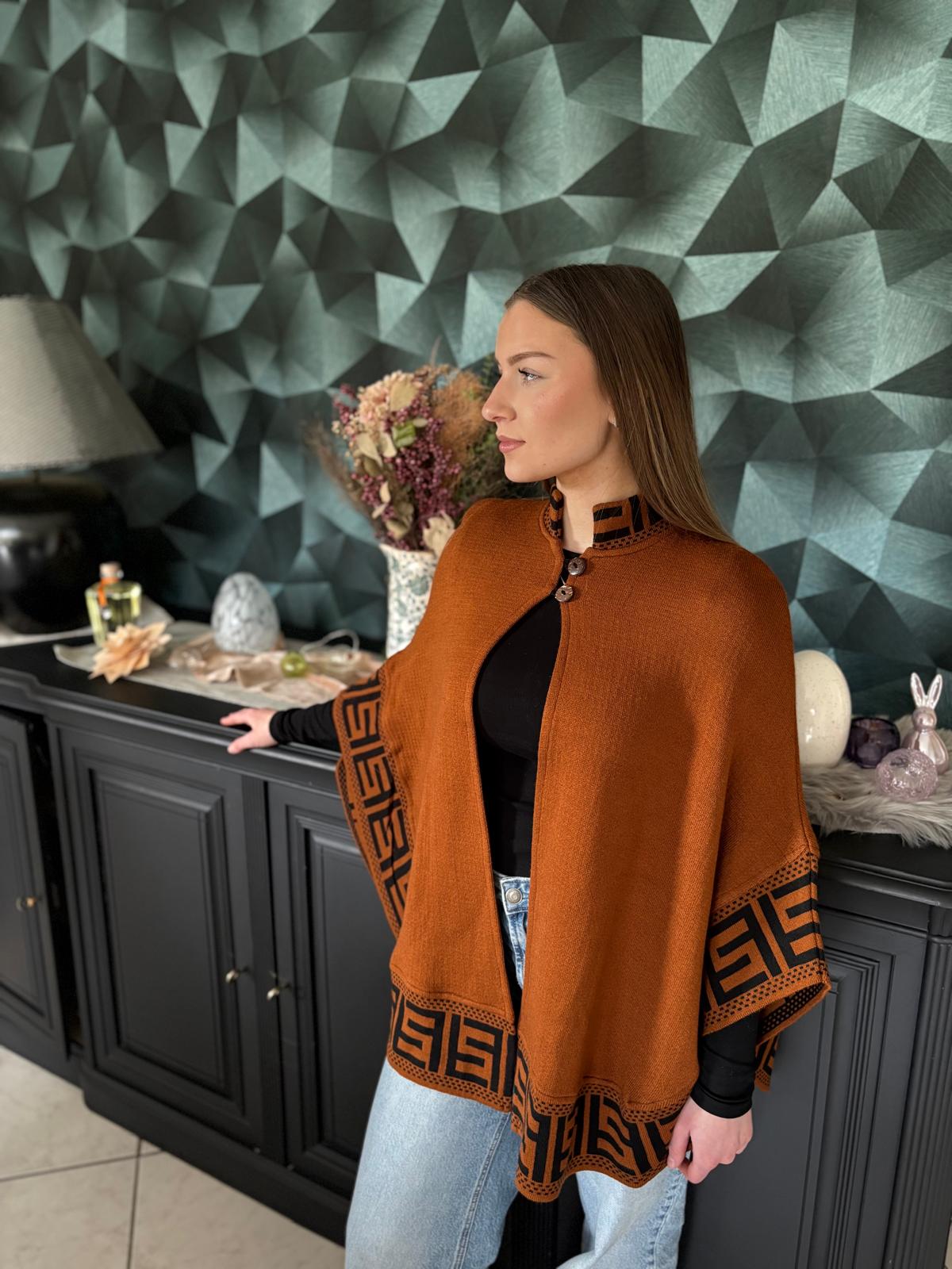 Poncho Cape Otavalo-Ecuador