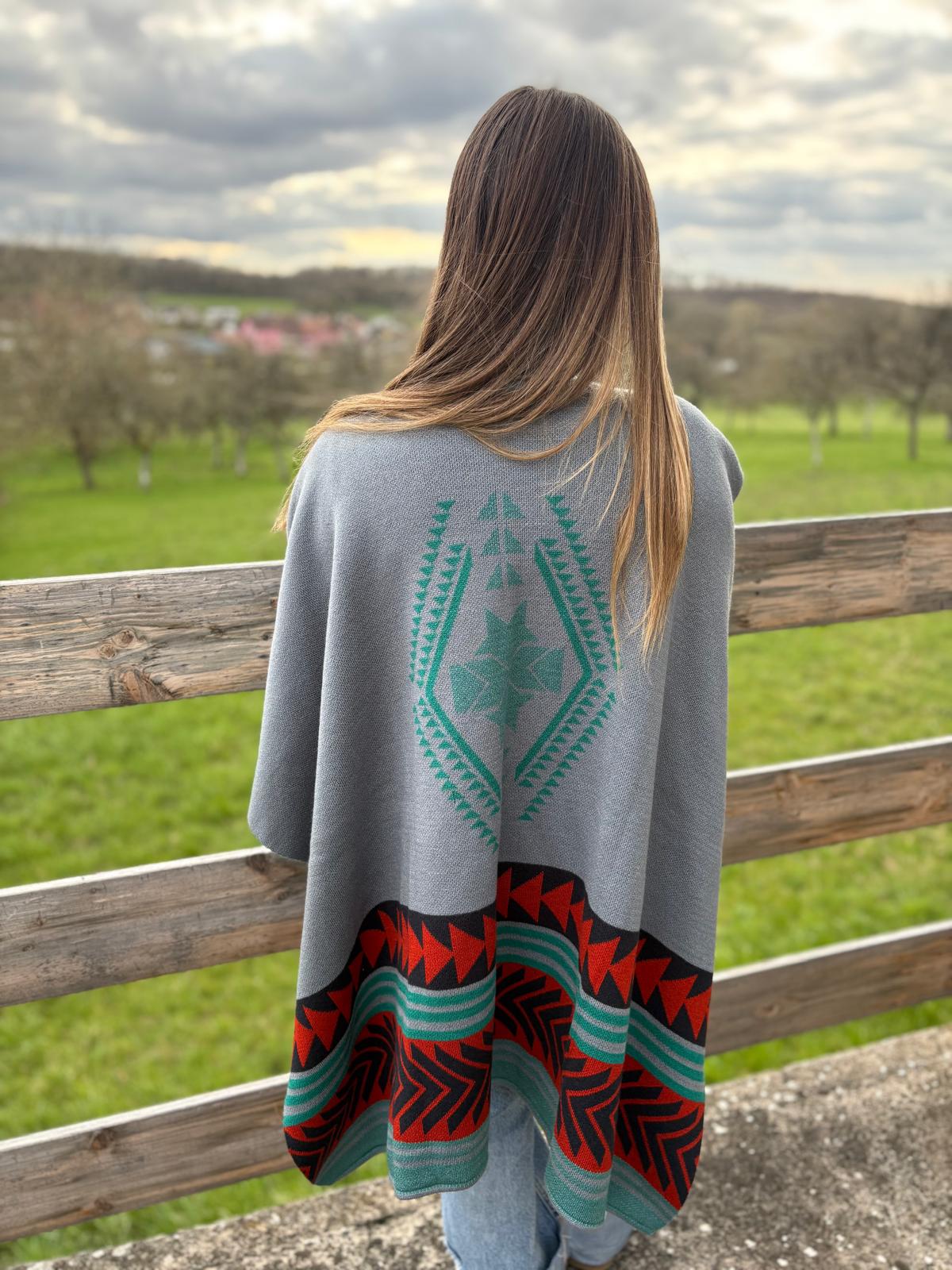 Poncho Cape Ethnique Otavalo-Ecuador