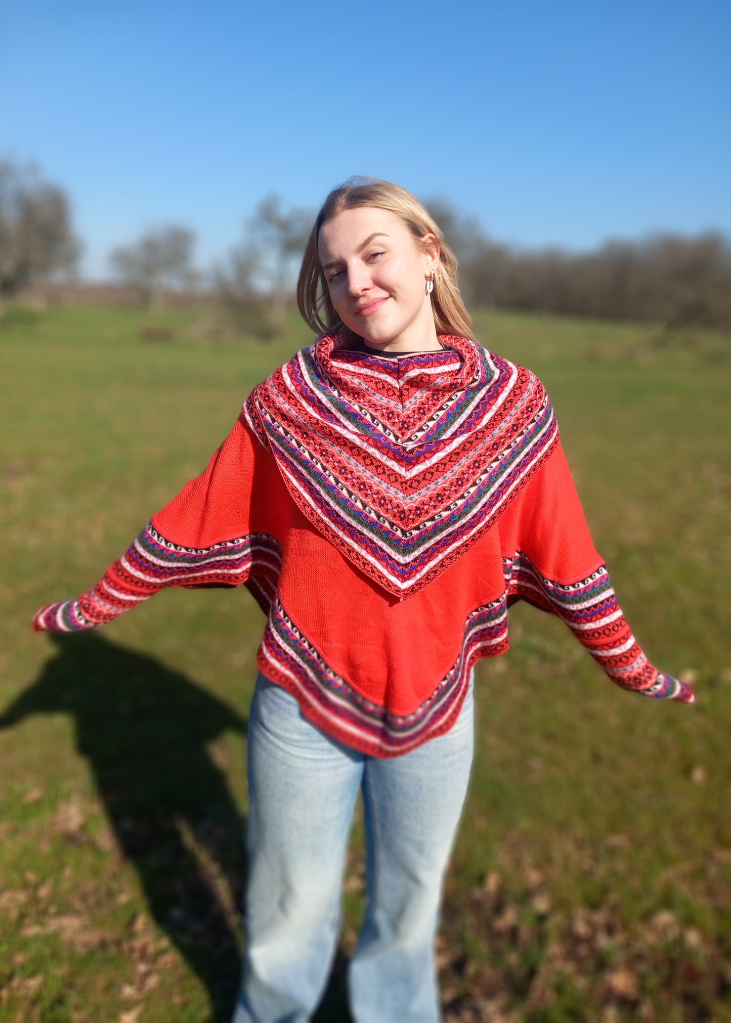 Poncho en Alpaga avec Manches