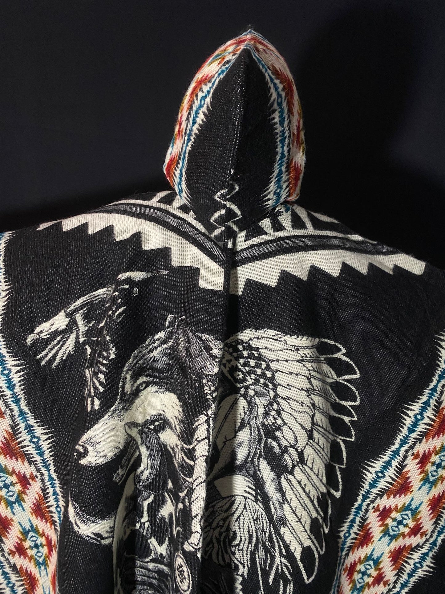 Poncho loup-aigle Otavalo-Ecuador